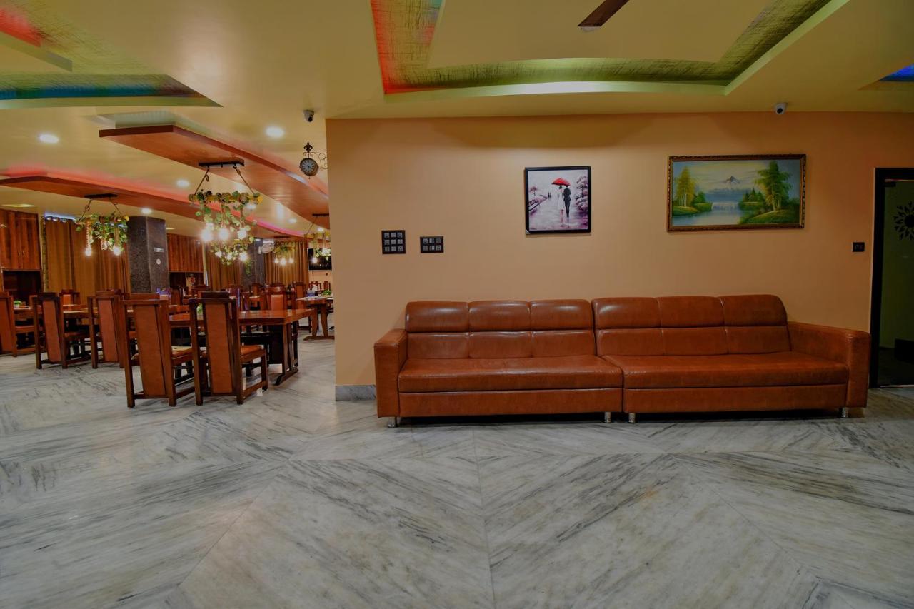 Fabhotel Red Rose - Nr Iit Guwahati Amingaon Exteriör bild